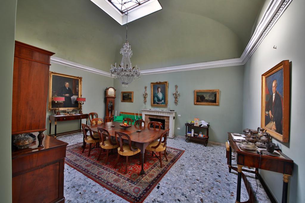 Bed And Breakfast Riviera Di Chiaia Turrisi Naples Luaran gambar